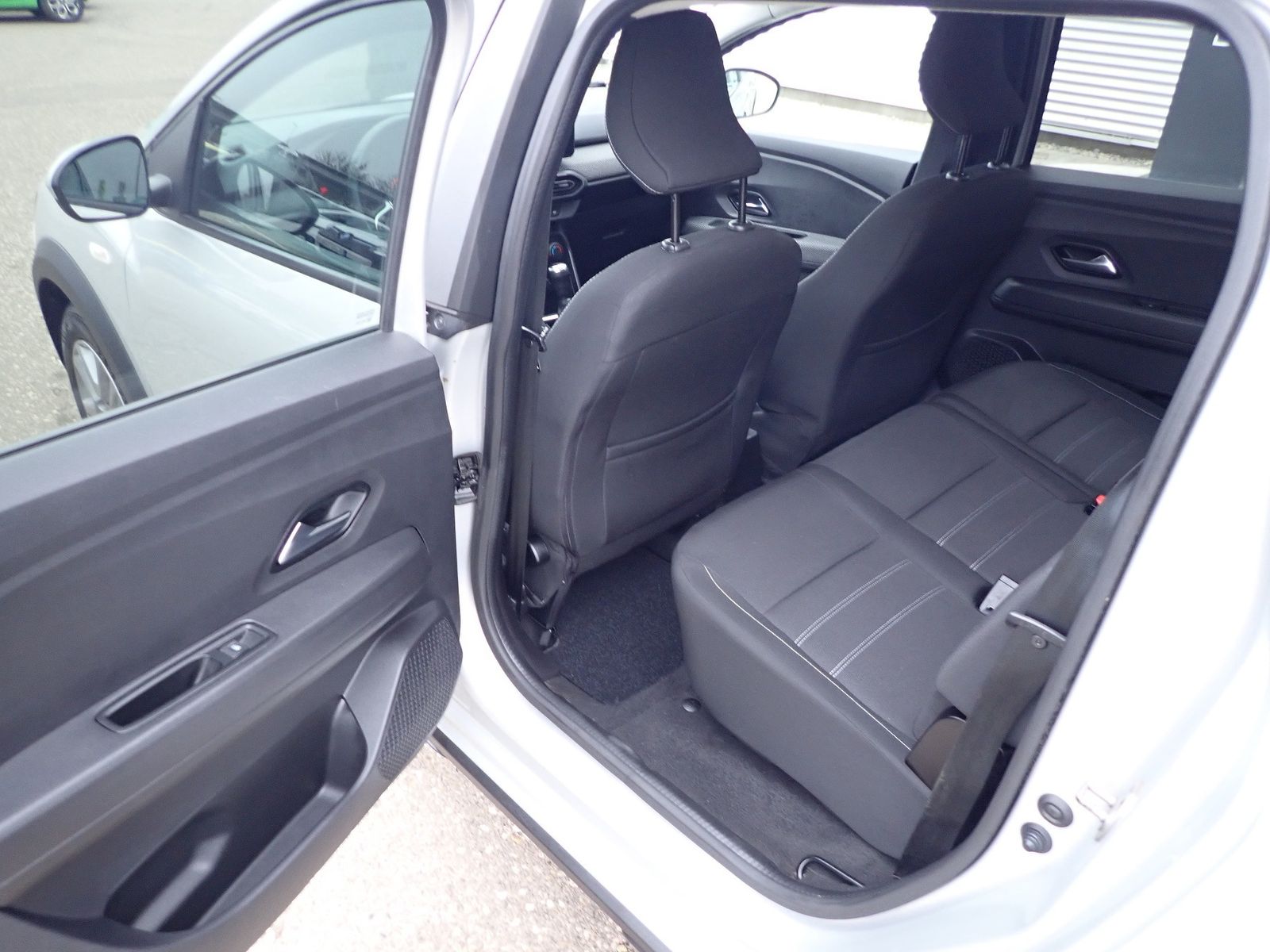 Fahrzeugabbildung Dacia Jogger Comfort TCe 100 ECO-G