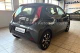 Toyota AYGO x-play Team D/KAMERA/KLIMA/TEMPOMAT/LED/ALU - Toyota Aygo (X) in Bremen