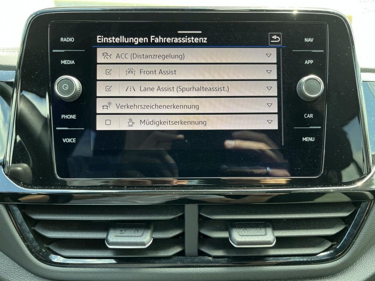 Volkswagen T-Roc - Bild 23
