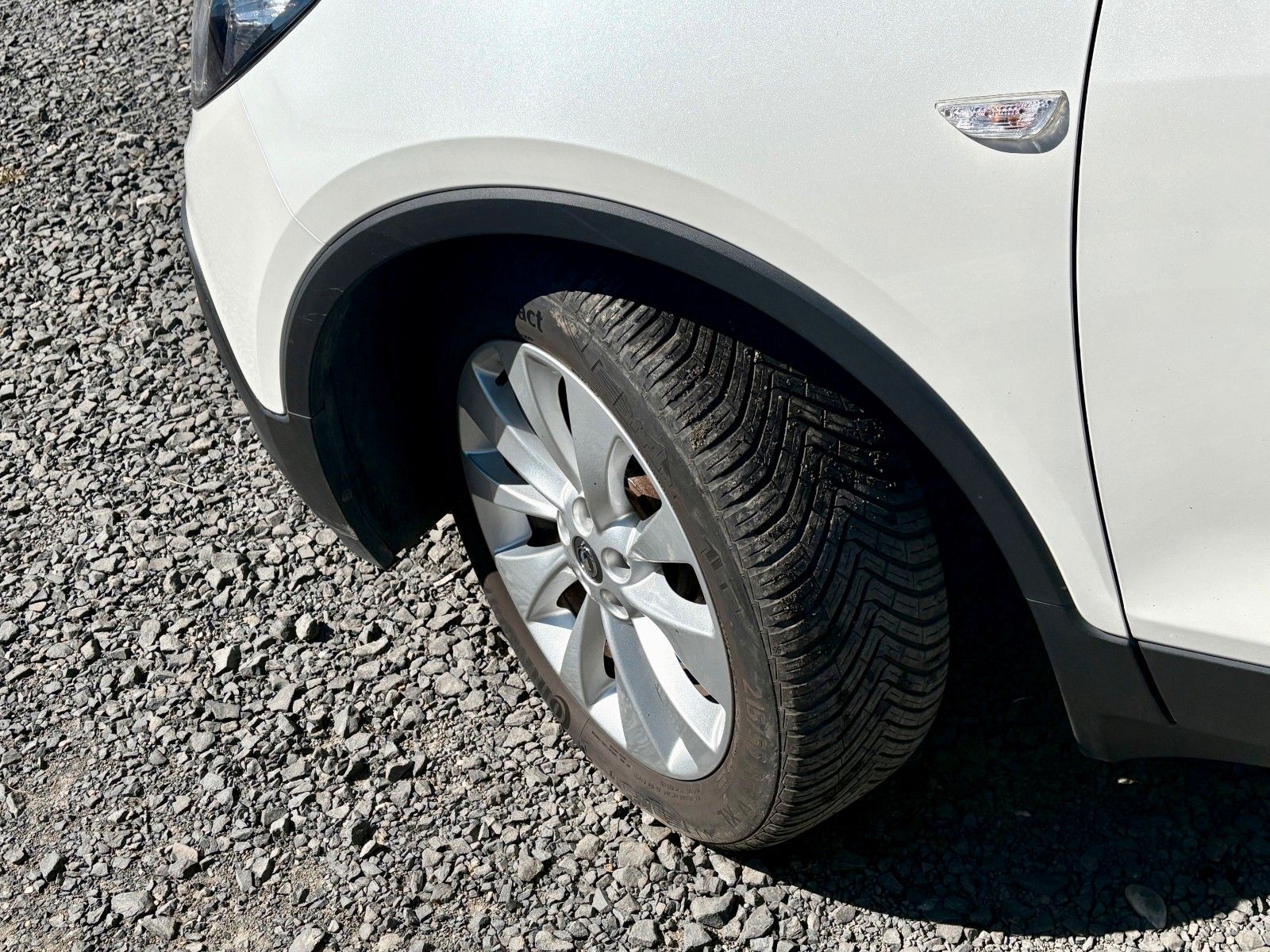 Fahrzeugabbildung Opel Mokka Innova ecoFlex 4x4 Navi Xenon Leder Kamera