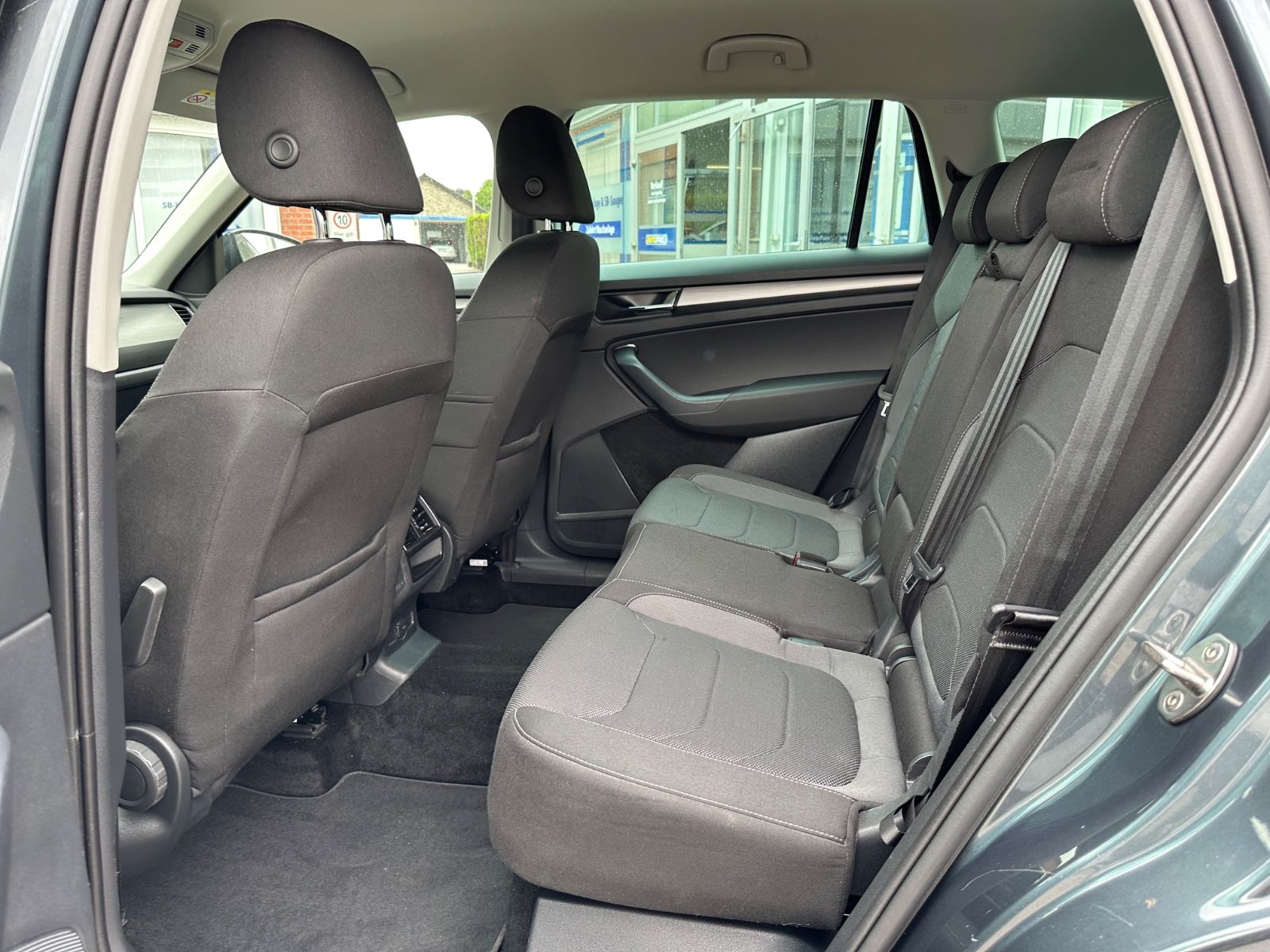 Fahrzeugabbildung SKODA Kodiaq 1.5 TSI Ambition LED/Navi/SHZG/18"