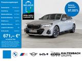 BMW i5 eDrive 40 M-Sport Pro PANO AHK HUD 360° LED - BMW i5 mit Anhängerkupplung