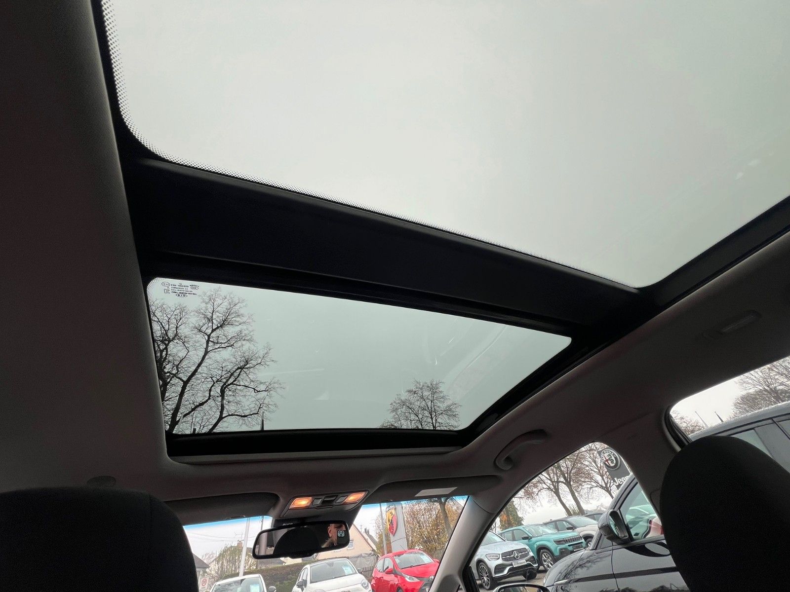 Fahrzeugabbildung Kia KIA CEED 1.6 DCT SPIRIT AUTOMATIK PANORAMADA