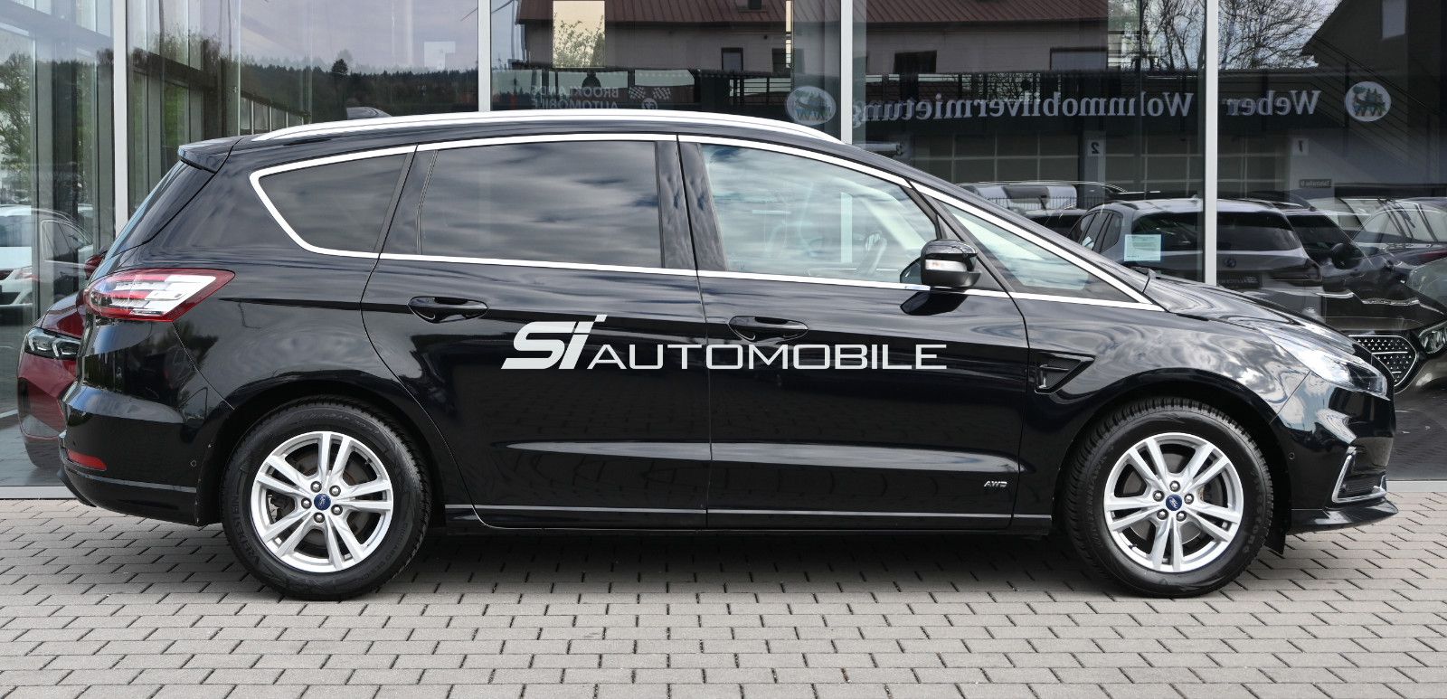 Fahrzeugabbildung Ford S-Max 2.0 d 140kW 4x4 Titanium °ACC°AHK°2xKAMERA