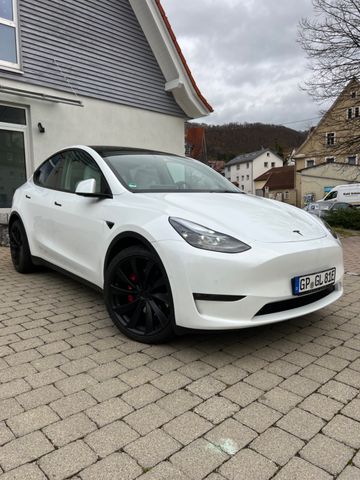 Tesla Model Y Long Range AWD weiß/weiß,Boost,USS,AHK