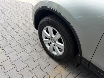 Volkswagen Touareg - 11