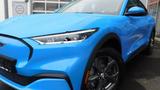 Ford Mustang Mach-E Basis - blaue Ford Mustang Mach-E