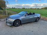 BMW E93 325i Cabrio - BMW 325 aus 2011: 325i