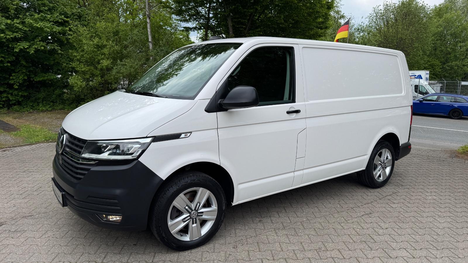 Volkswagen T6.1 Transporter Comfortline *LED *ALU *NAVI*SHz