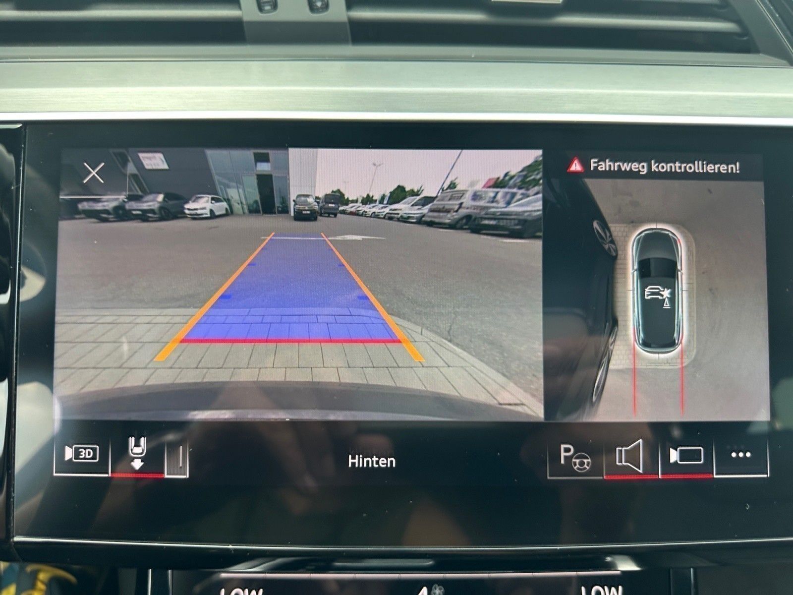 Audi Q8 e-tron - Bild 18