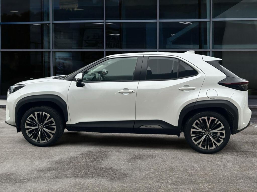 Fahrzeugabbildung Toyota Yaris Cross Hybrid 1.5 VVT-i Elegant