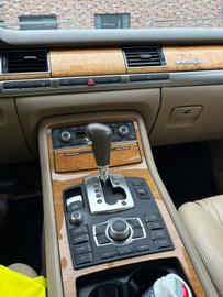 2006 AUDI A8 — фото 6