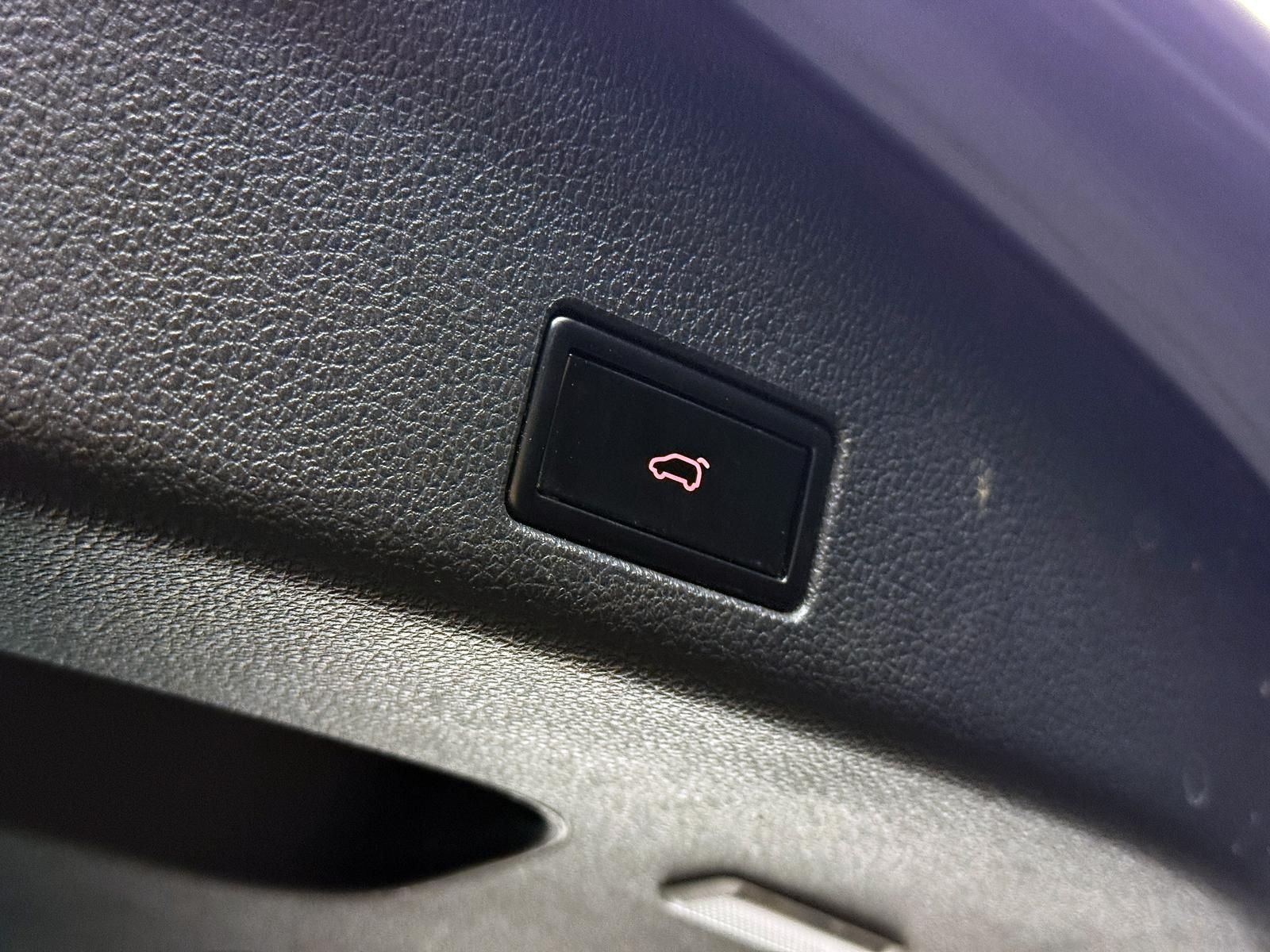 Fahrzeugabbildung Volkswagen 2.0 TDI*4MOTION*PANORAMA*AHK*ACC*ELEKTR-STĂREN