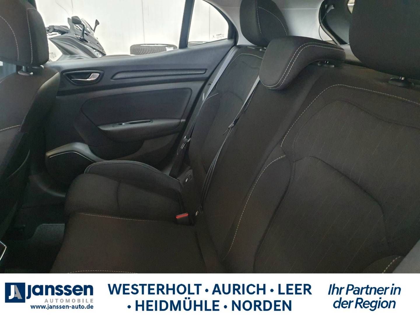 Fahrzeugabbildung Renault MEGANE LIMITED TCe 140 GPF