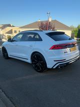 Audi SQ8 TFSI GARANTIE AUDI 12.2026 - gebrauchte Audi SQ8 aus dem Jahr 2023
