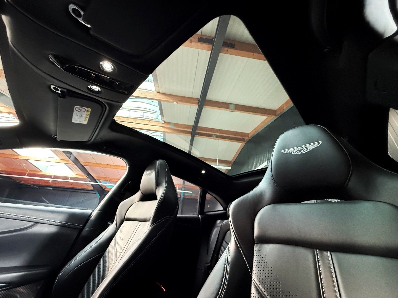 Fahrzeugabbildung Aston Martin DBX 4.0 V8 DBX707 + 2.Hand + Top Geplfegt