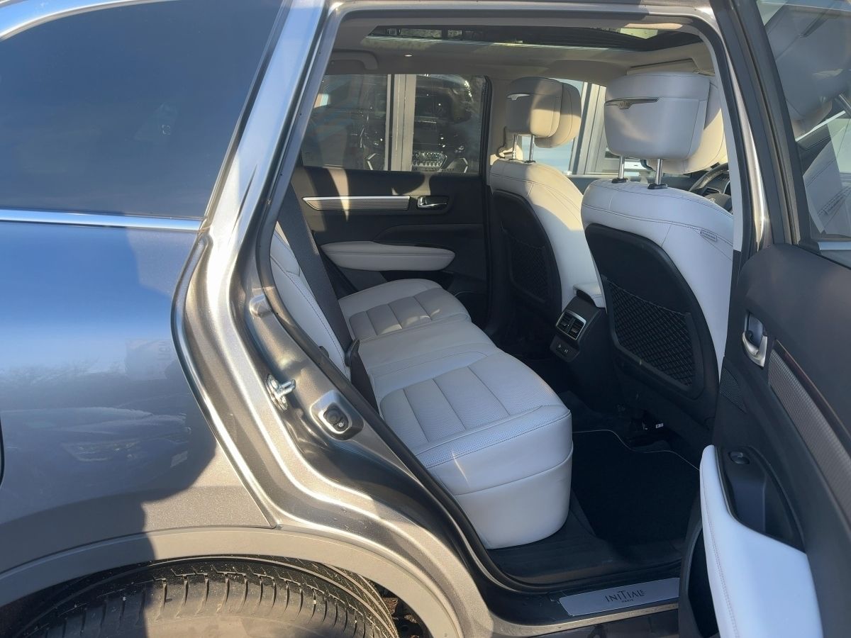Fahrzeugabbildung Renault Koleos INITIALE PARIS dCi 190 4WD ACC Panodach