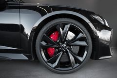 AUDI RS6 Avant 4.0 TFSI*Matrix*B&O*Dynamik*Keramik22"