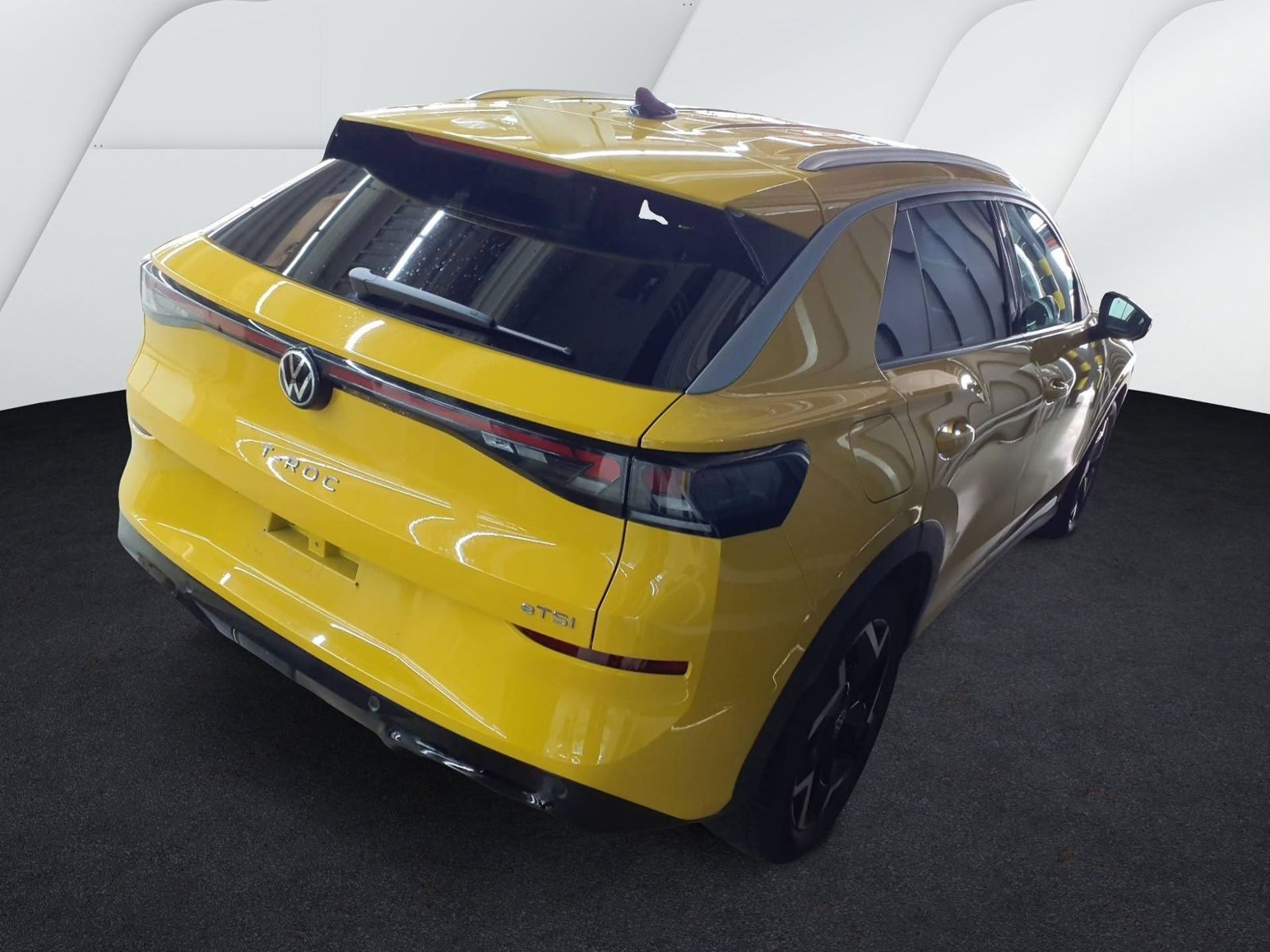 Volkswagen T-Roc 1.5 eTSI DSG R-Line LED NAVI SHZ foto 2