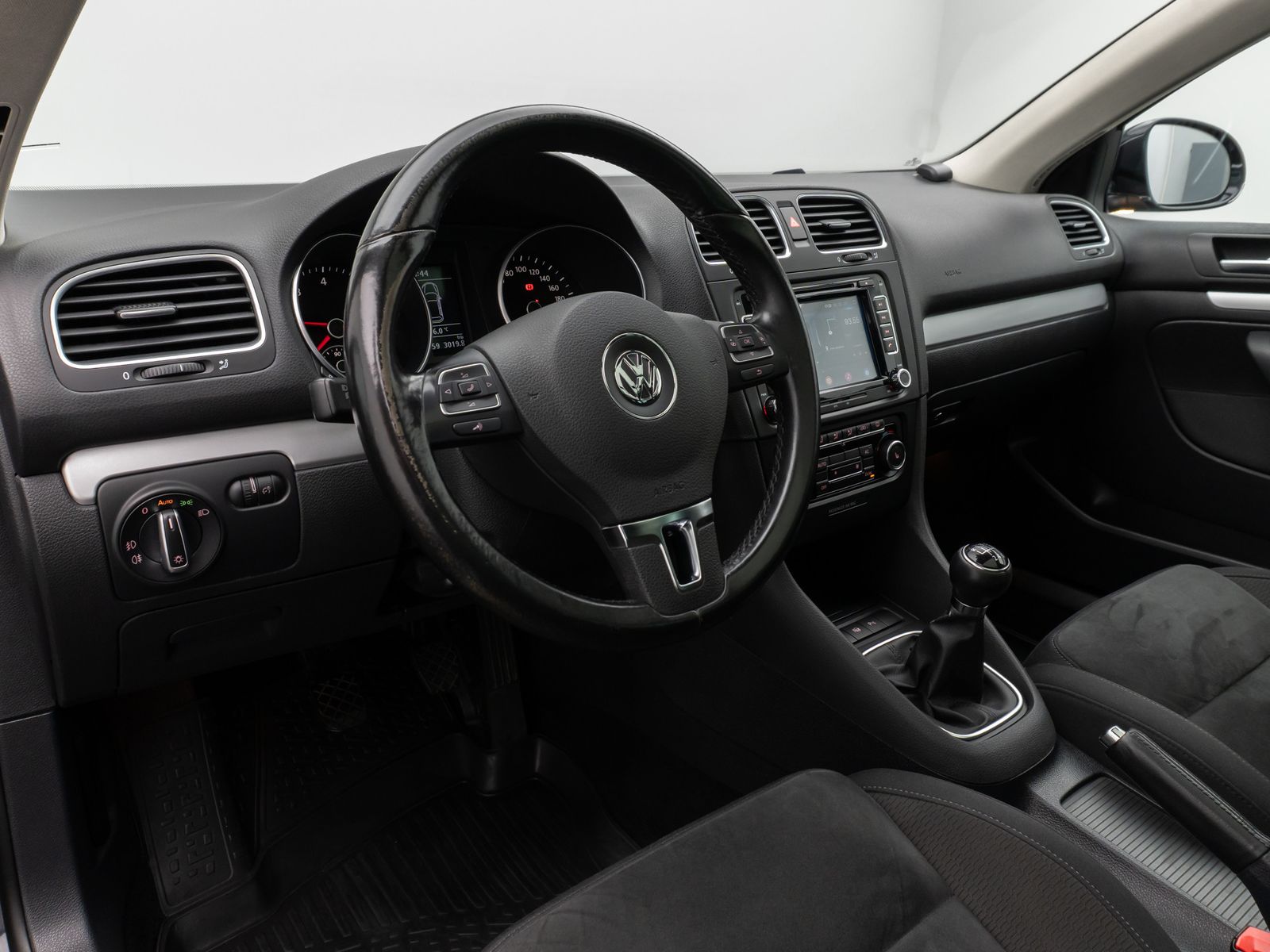 Fahrzeugabbildung Volkswagen Golf VI Variant Highline Kamera Panorama Bi-Xeno