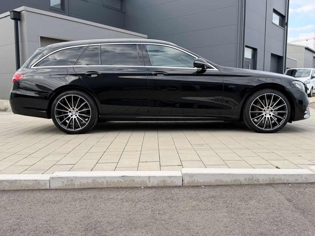 MERCEDES-BENZ E 300de T/BURMESTER/ACC/AMG/AHK/KAMERA MERCEDES-BENZ E 300de T/BURMESTER/ACC/AMG/AHK/KAMERA