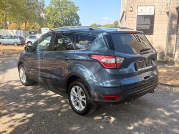 Ford Kuga - 4