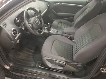 Audi A3 - 8