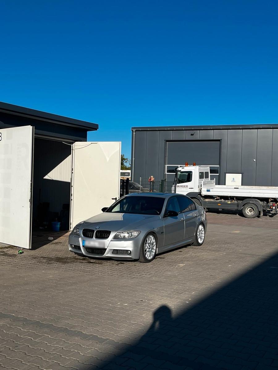 BMW 325