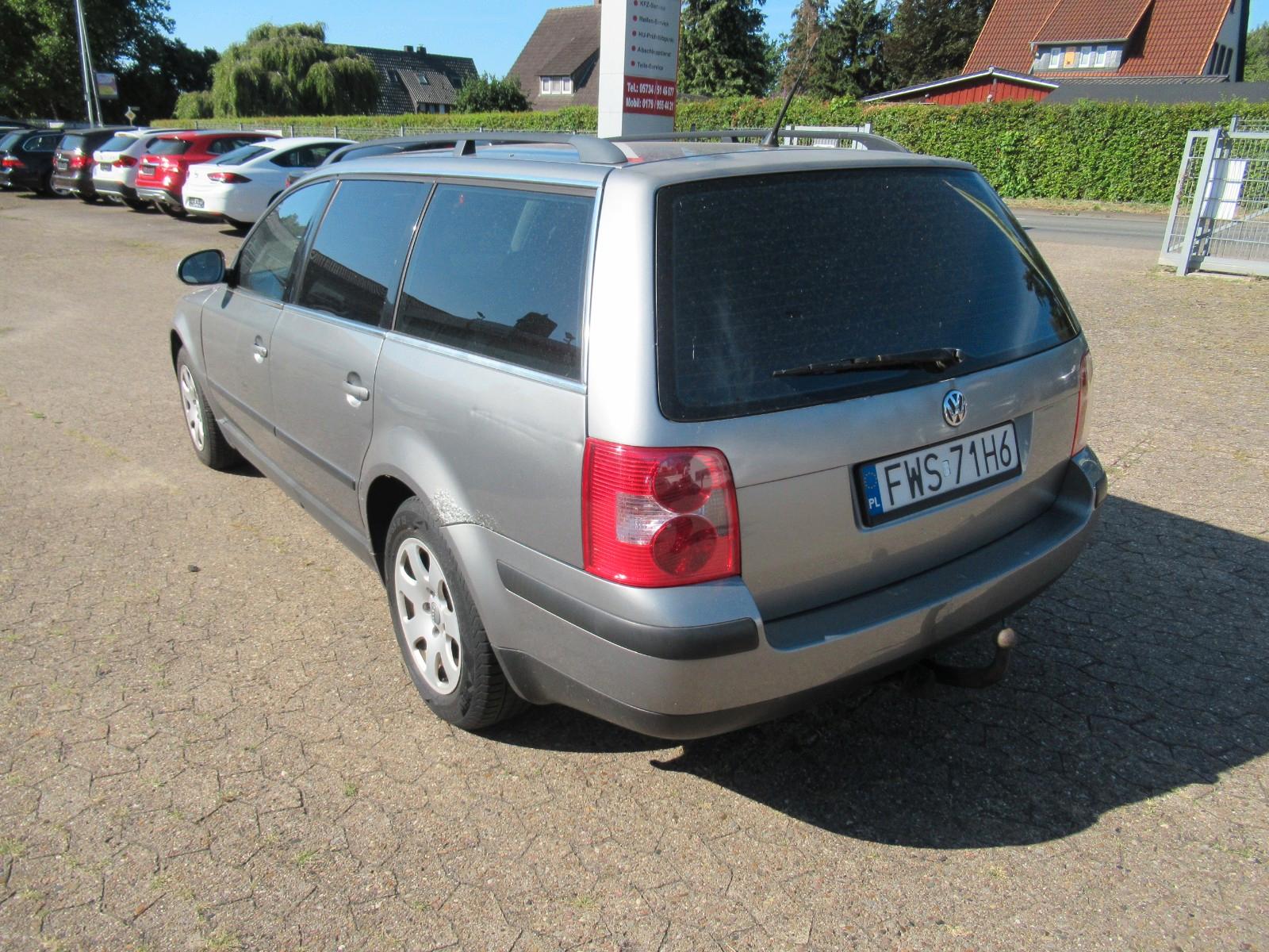 Volkswagen Passat 2005 — interior
