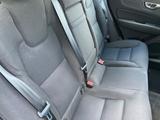 Volvo XC60 B4 2WD Momentum Mild-Hybrid Autom. Tempomat - Volvo XC60: 4.4