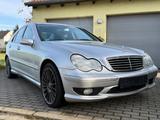 Mercedes-Benz C 32 AMG AMG - Mercedes-Benz C 32 AMG Gebrauchtwagen