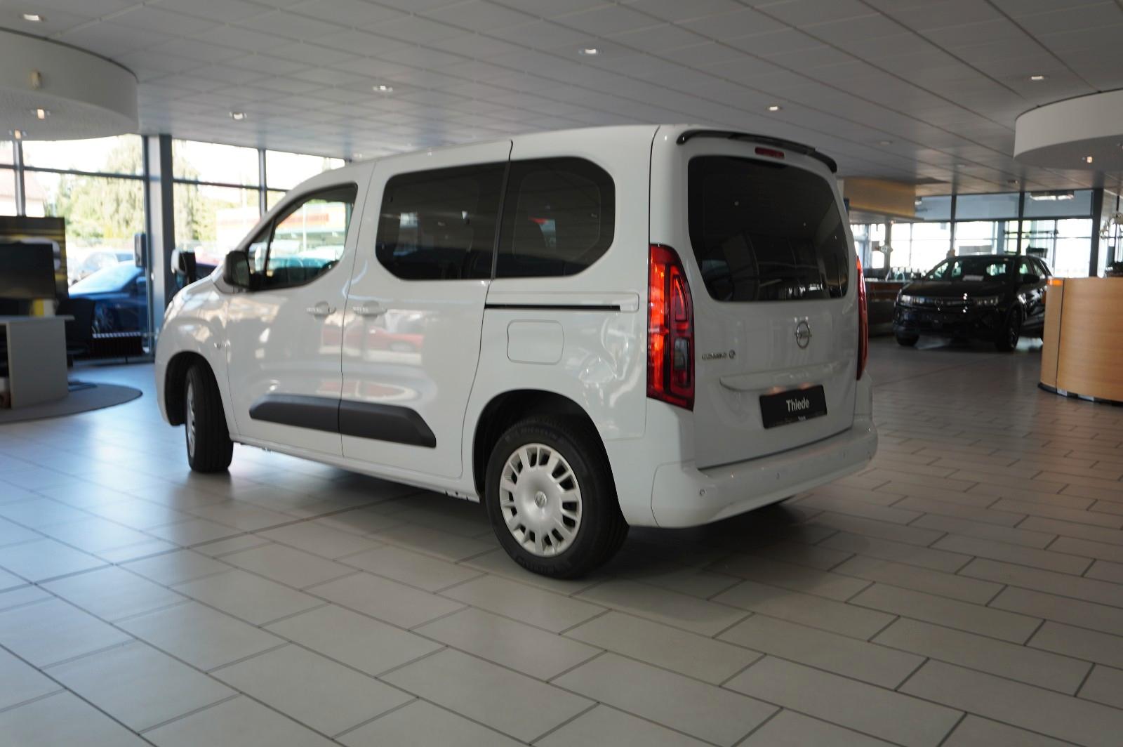 Opel Combo-e LIFE EDITION 11KW KLIMA/PDC/TEMP./DAB+