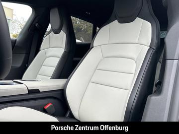 2025 Porsche TAYCAN — миниатюра 12