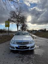 Mercedes-Benz C 220 CDI ELEGANCE  - Mercedes-Benz C 220: Elegance