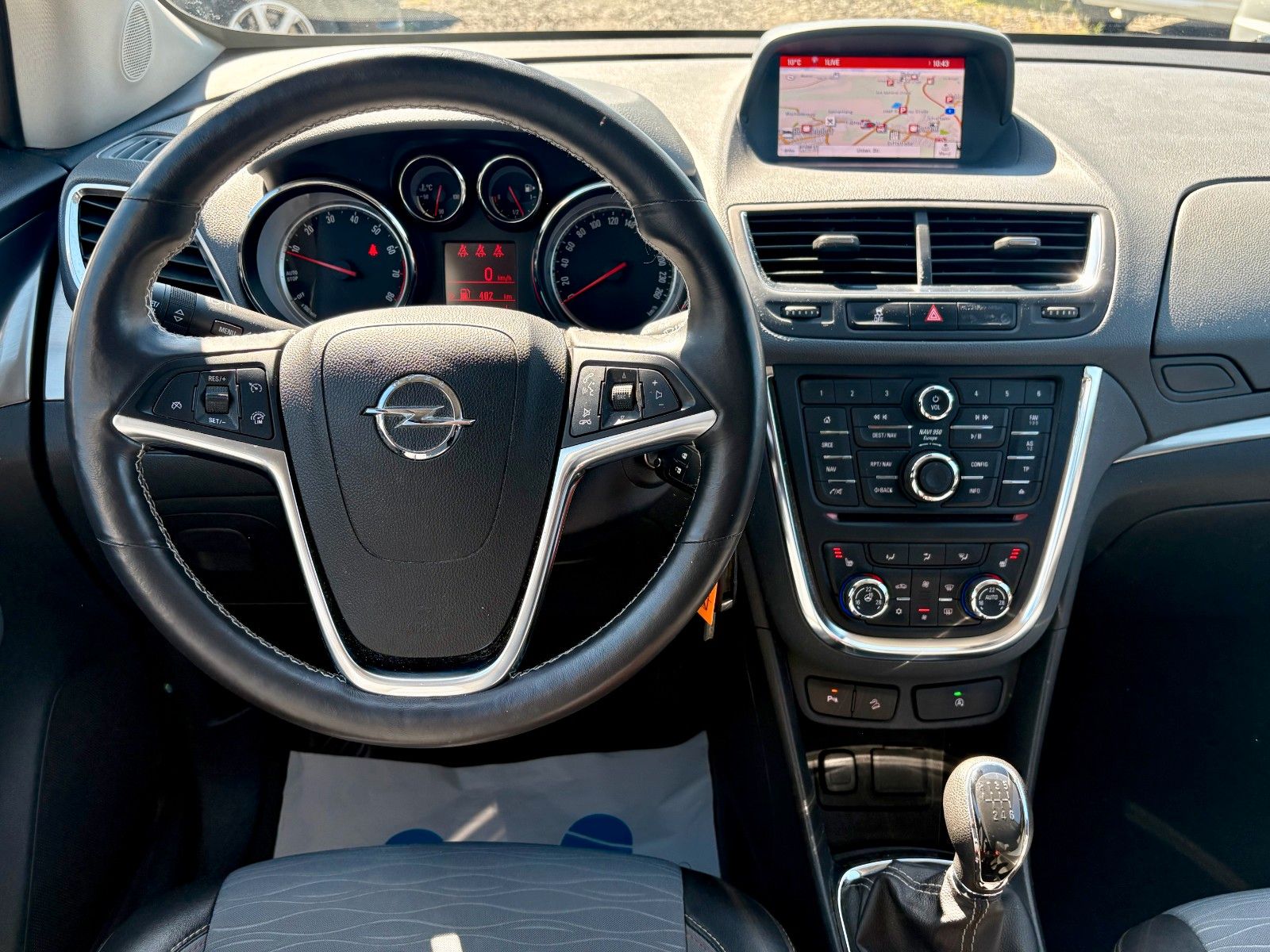Fahrzeugabbildung Opel Mokka Innova ecoFlex 4x4 Navi Xenon Leder Kamera