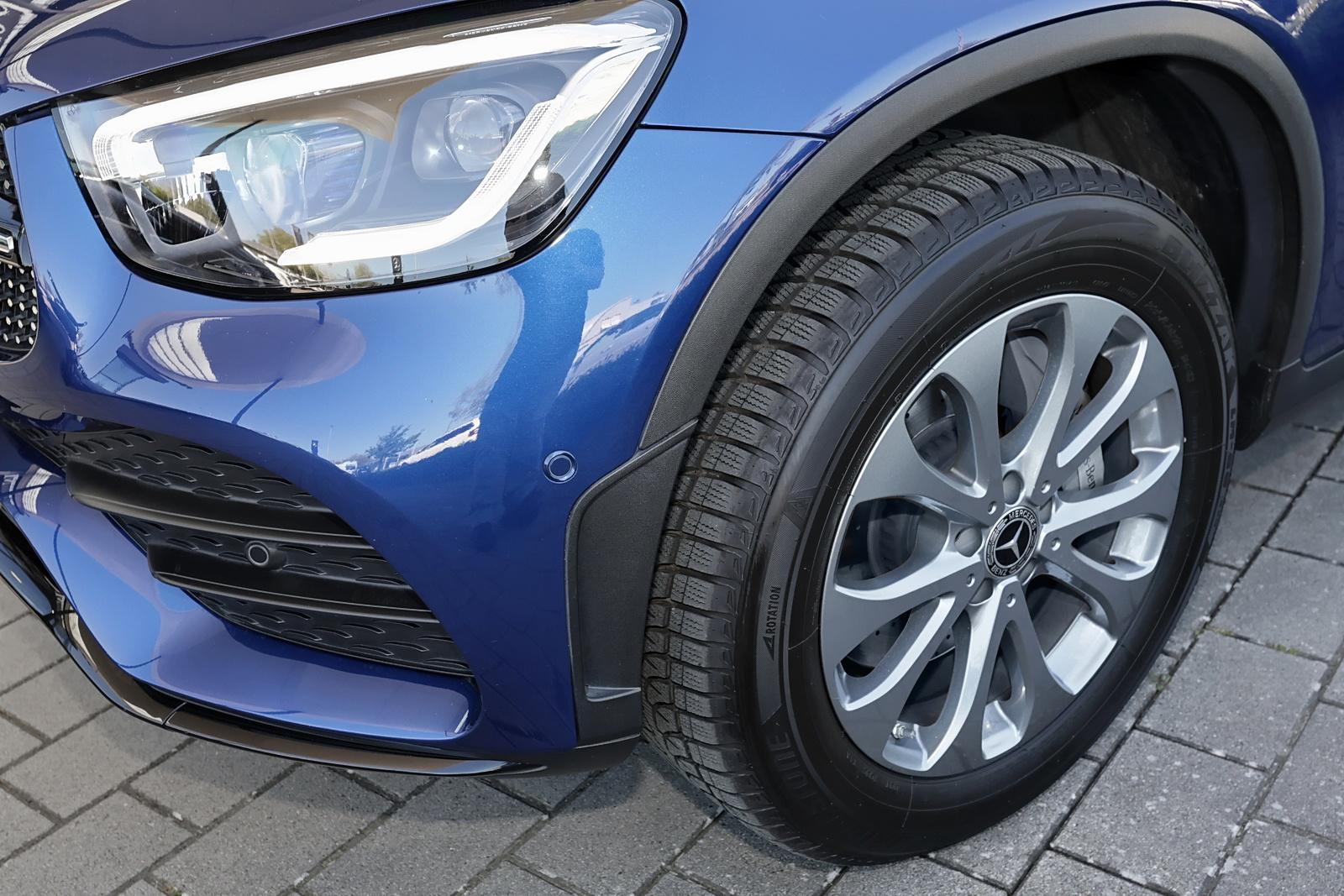 Mercedes-Benz GLC 300 e 4M Coupé AMG AHK+KAMERA+MBUX+LED+19"