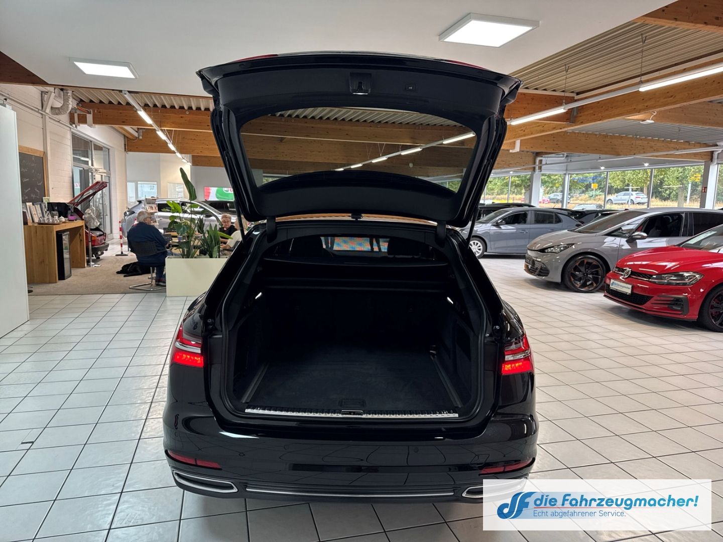 Fahrzeugabbildung Audi A6 Avant 40 TDI sport S-line Sportpaket Navi Led