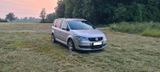 Volkswagen Touran 1.6 United, 7-Sitzer, Navi, SHZ, Tempomat - Volkswagen Touran aus 2008: United