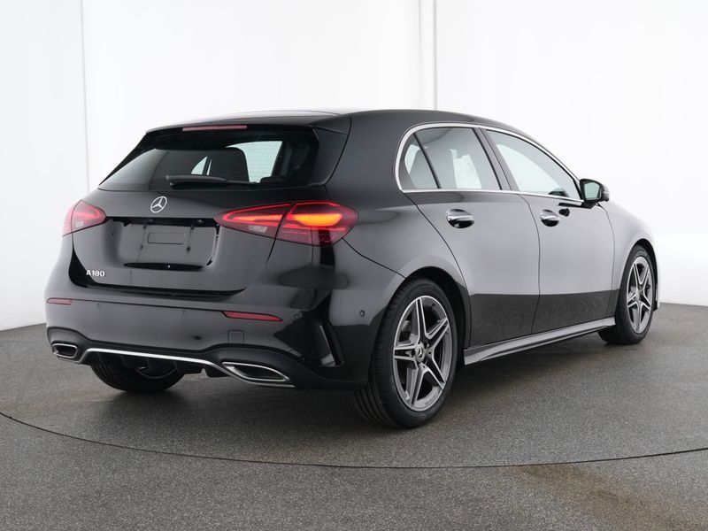 Mercedes-Benz A 180 AMG DISTRO 360 LED NAVI foto 2