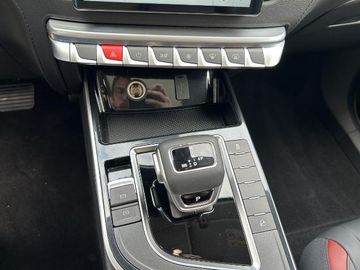 Bild 10 DFSK Andere Forthing 3 1.5 Turbo DFM - Navi - Bluetoo