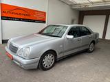Mercedes-Benz E 280 ELEGANCE 197PS AHK KLIMA HU 03/2026 - gebrauchte Mercedes-Benz E 280 aus dem Jahr 1996