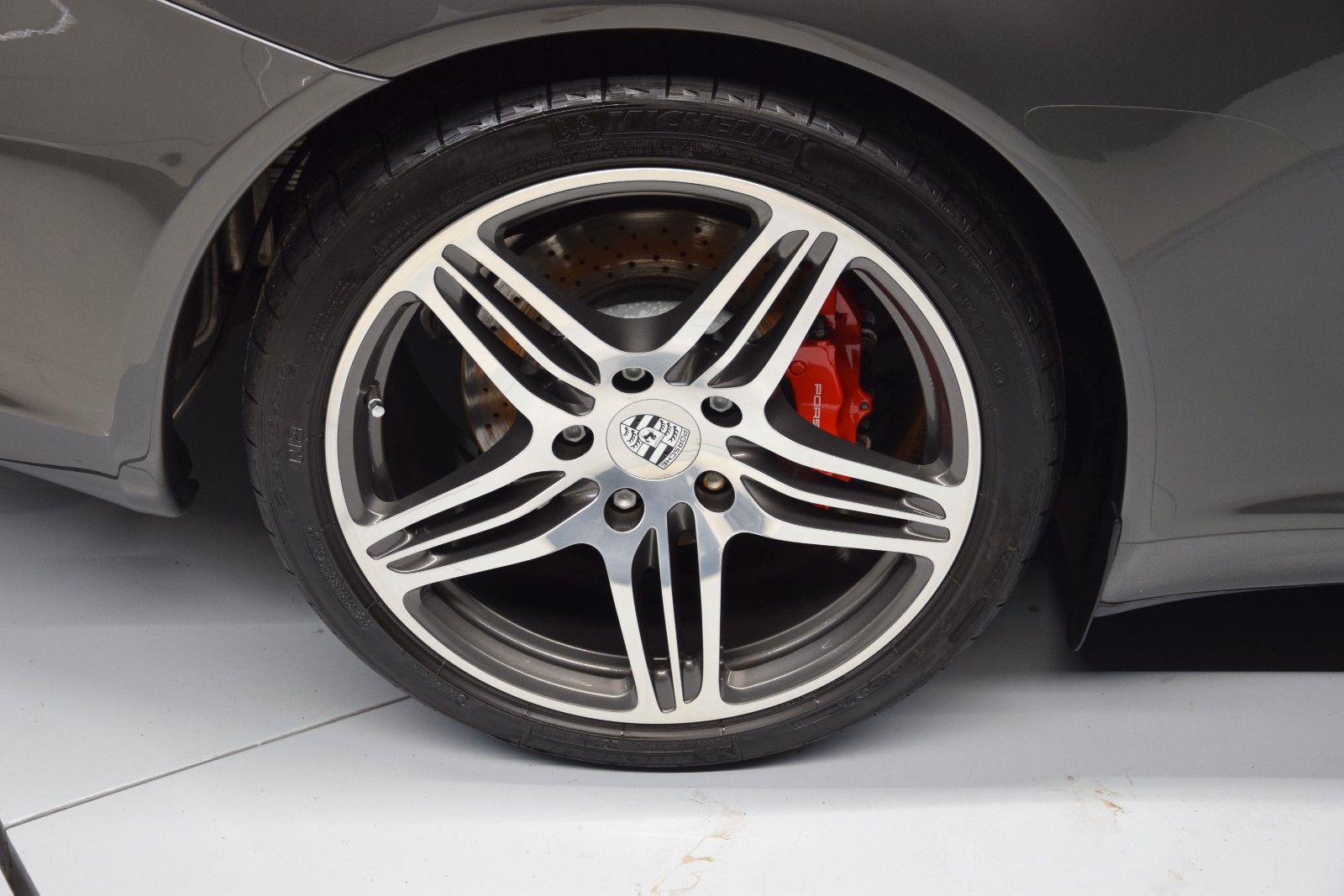 Fahrzeugabbildung Porsche 997 S SportAGA. Navi Vollleder  1A. Zustand