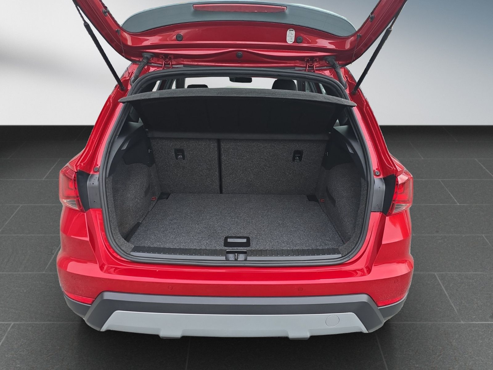 Fahrzeugabbildung SEAT Arona Xcellence*Navigationssystem AHK PDC SiTZHE