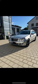 Mercedes-Benz E 320 CDI 4MATIC T AVANTGARDE Avantgarde - Mercedes-Benz E 320: Cdi 4matic