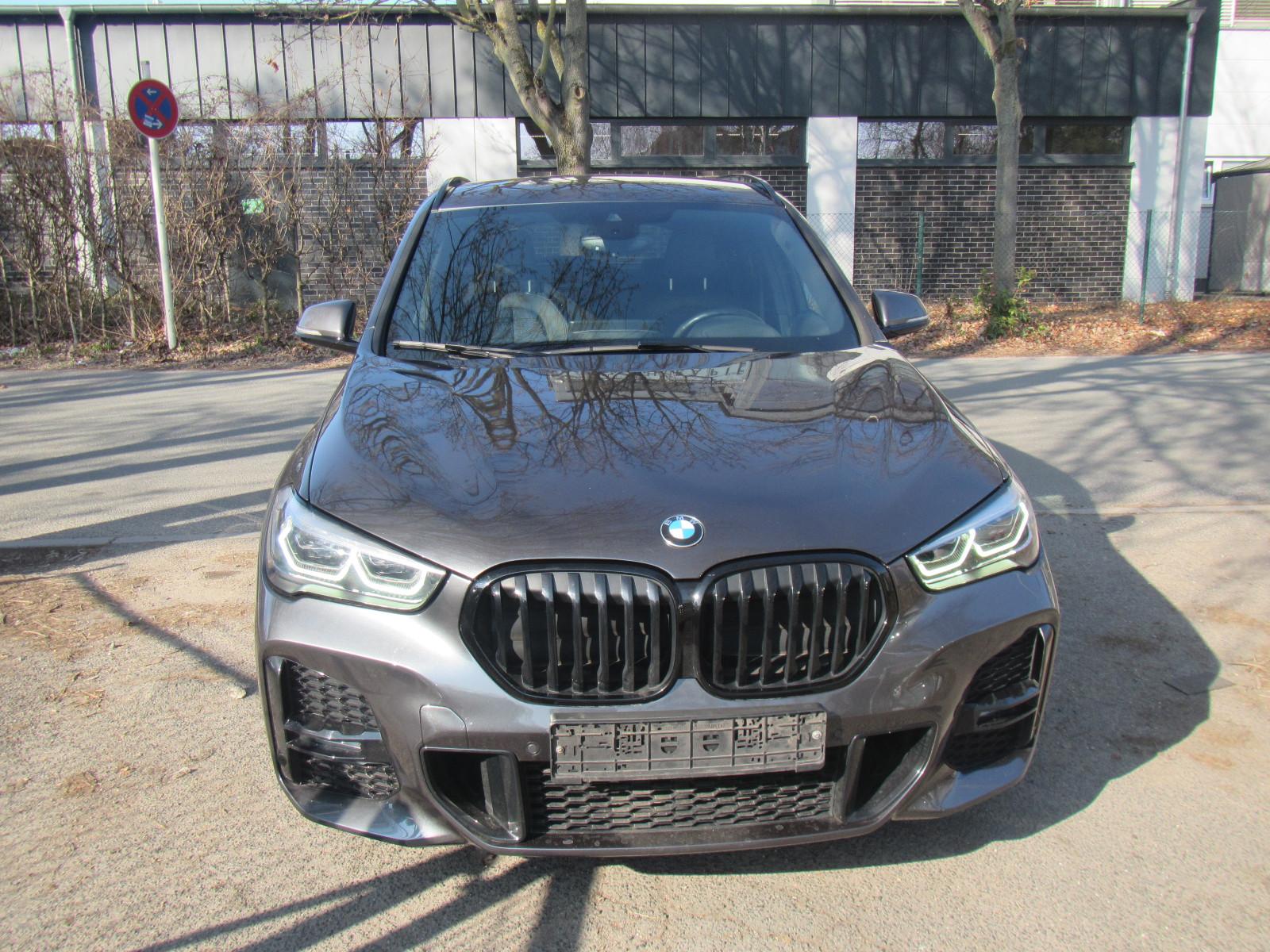 BMW X1 xDrive 25 d M Paket Sport LED Alu Kamera AHK