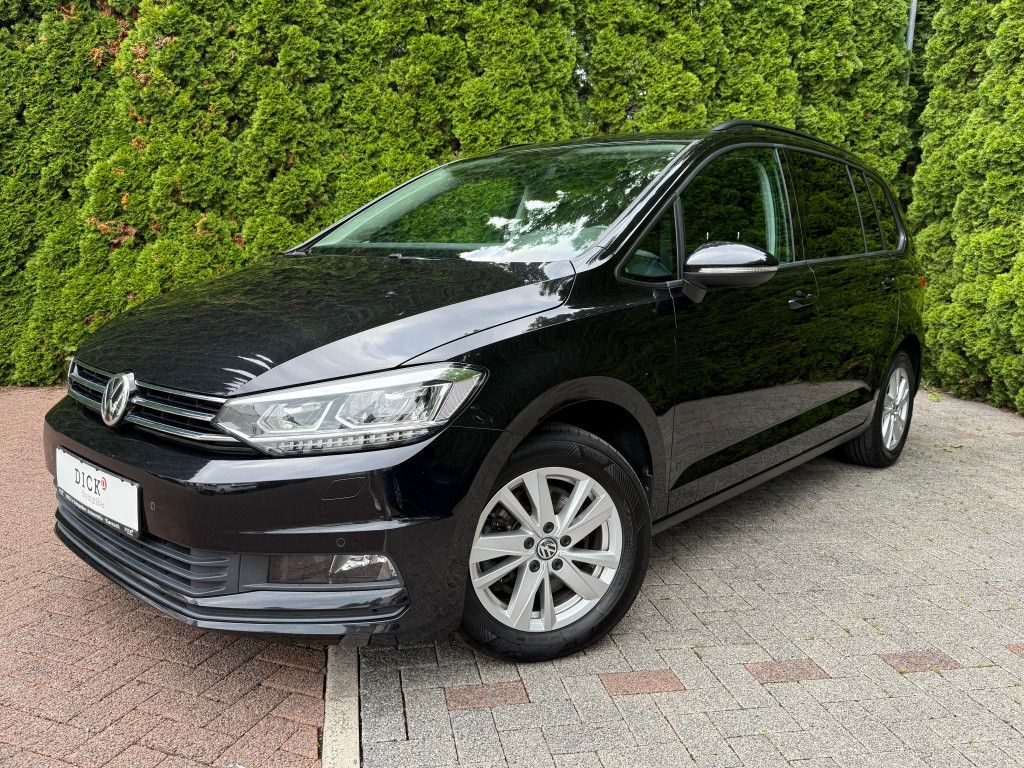 Fahrzeugabbildung Volkswagen Touran 2.0 TDI DSG Comfort LED+NAV+ACC+SHZ+CARPL