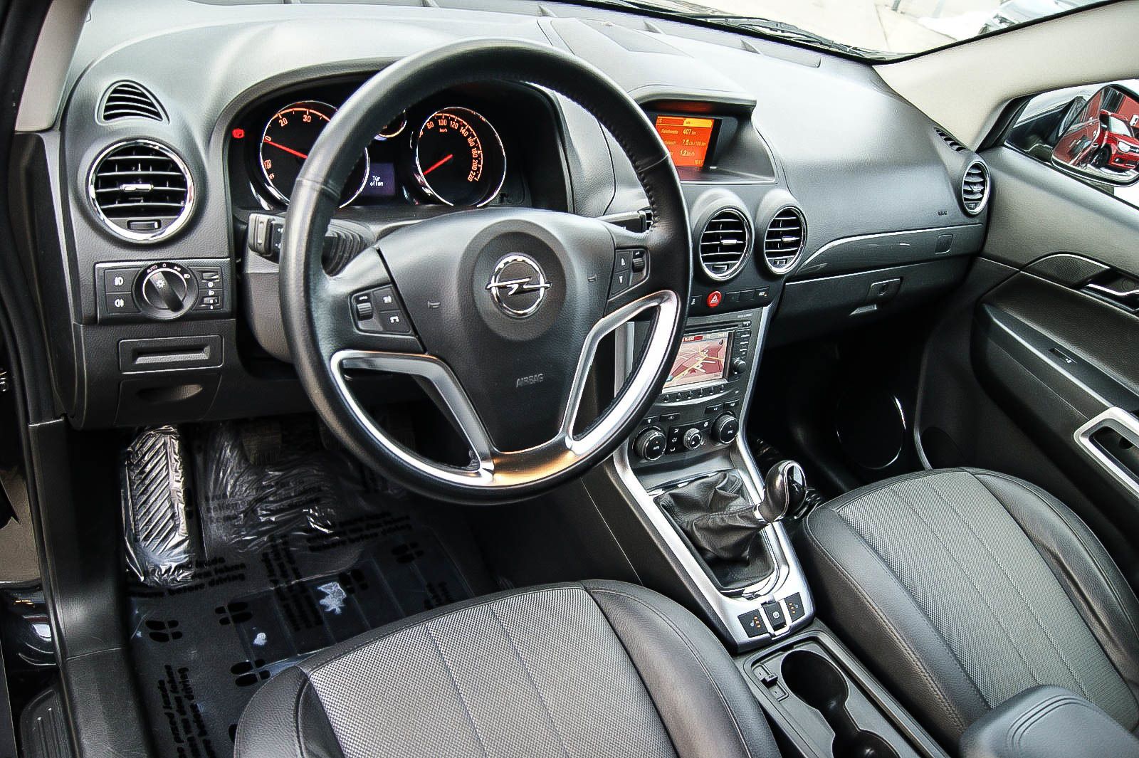 Fahrzeugabbildung Opel Antara 2.0 CDTi 4x4 170PS EDITION EURO6 NAVI PDC