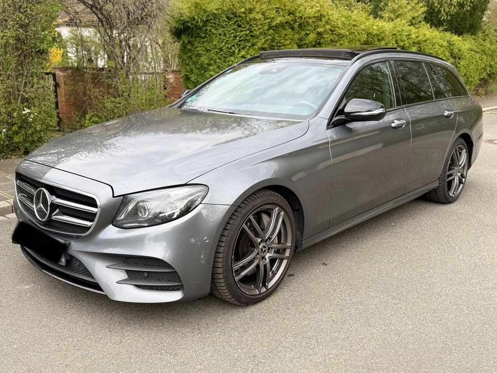 Image of Mercedes-Benz E 400