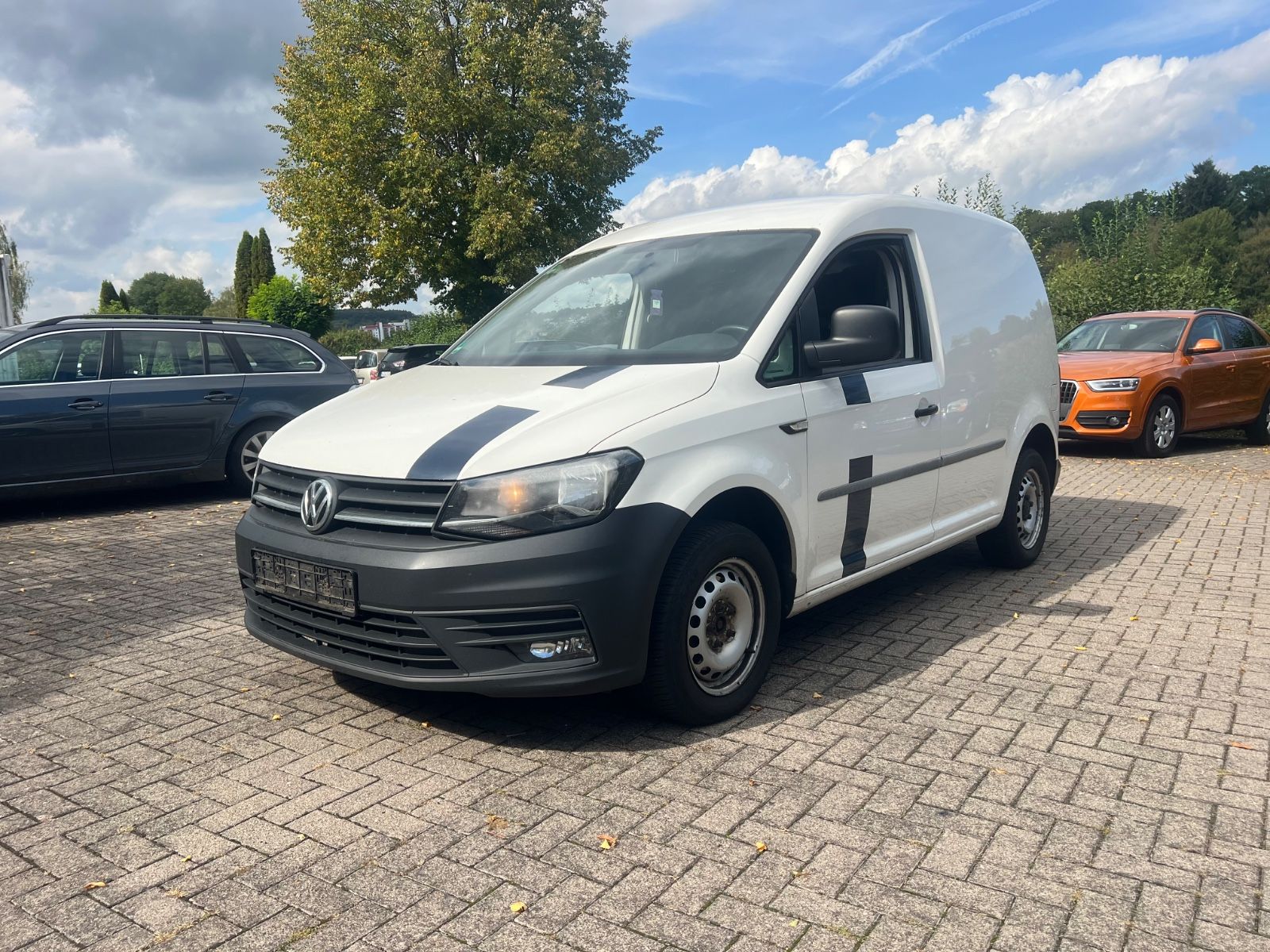 Volkswagen Caddy - 1