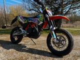 KTM 690 Enduro R/ SMCR - KTM 2010 690